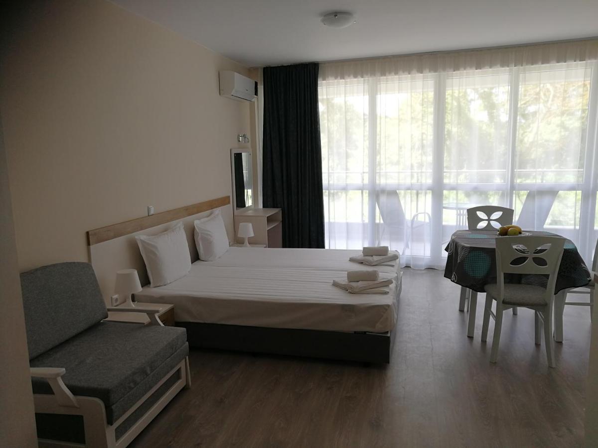 Donchevi Apartments Приморско Экстерьер фото