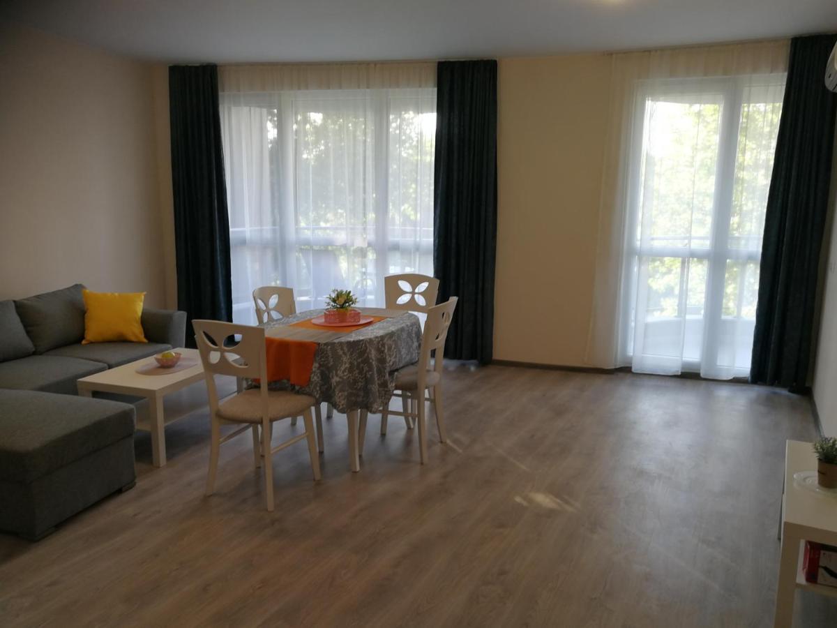 Donchevi Apartments Приморско Экстерьер фото