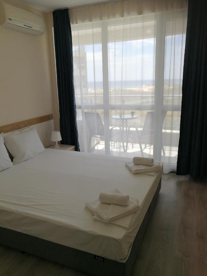 Donchevi Apartments Приморско Экстерьер фото