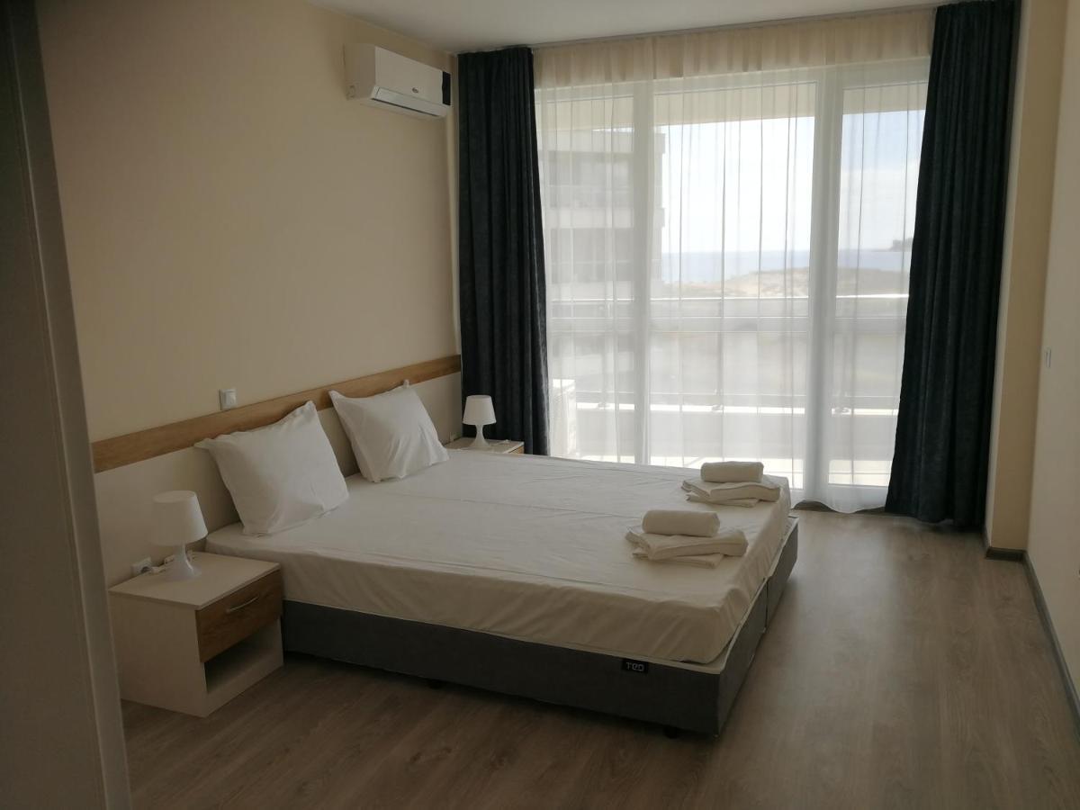 Donchevi Apartments Приморско Экстерьер фото
