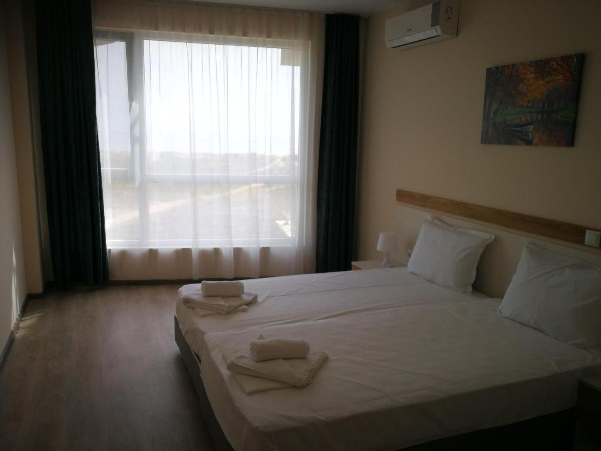 Donchevi Apartments Приморско Экстерьер фото