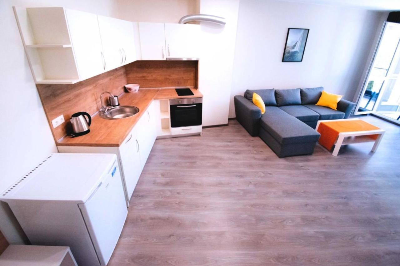 Donchevi Apartments Приморско Экстерьер фото